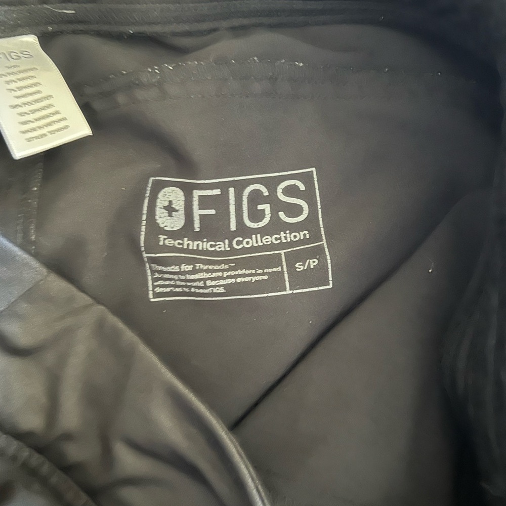 Figs black Kade cargo pants